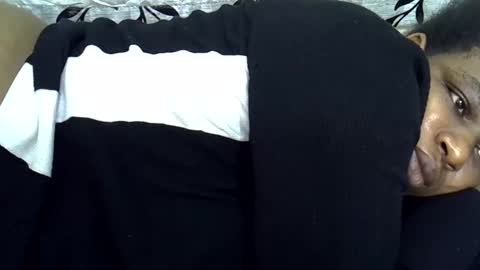 kinwity online show from February 1, 5:58 pm