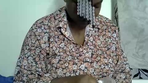 kinwity online show from January 29, 11:20 am