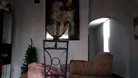 milkmarietits online show from November 20, 9:01 pm