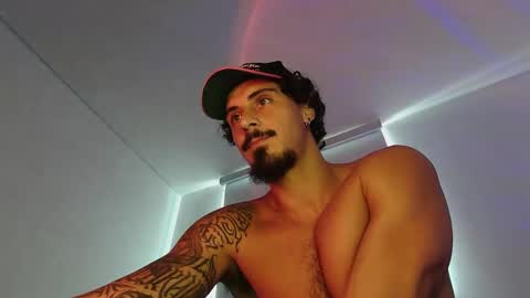 milkoffee online show from April 7, 6:43 pm