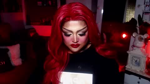 milkshakelavinia online show from February 12, 10:56 am