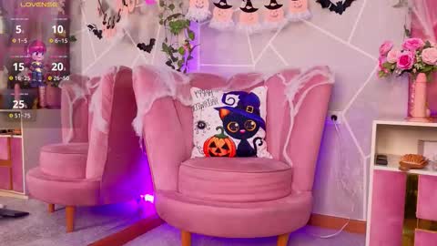 milleyjones_ online show from October 18, 10:03 pm