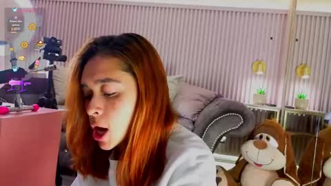 milleyjones_ online show from May 7, 12:12 pm