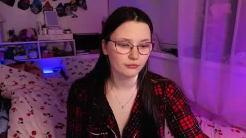 Millie online show from February 21, 6:44 pm