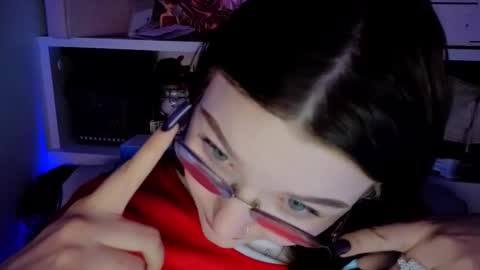 Millie online show from January 11, 2:12 pm