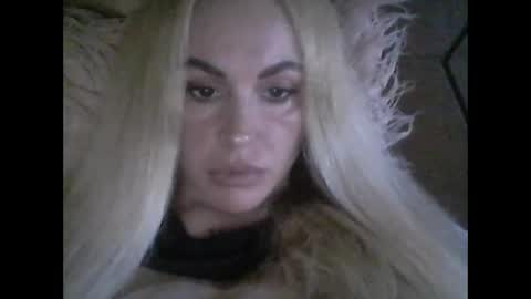 millisa13 online show from April 10, 9:52 pm