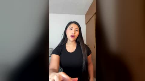 milly__taylorrr07 online show from June 14, 9:06 pm