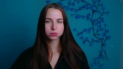 Milly online show from December 15, 6:42 am