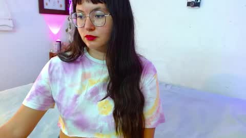 mily_baker online show from April 23, 7:59 pm