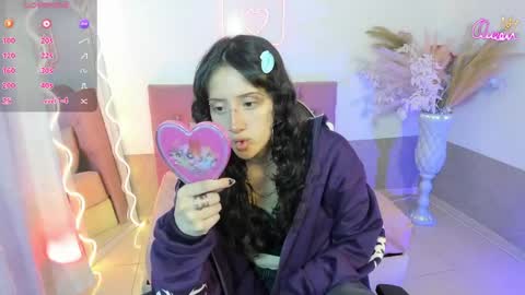 mily_tay online show from April 15, 12:08 pm