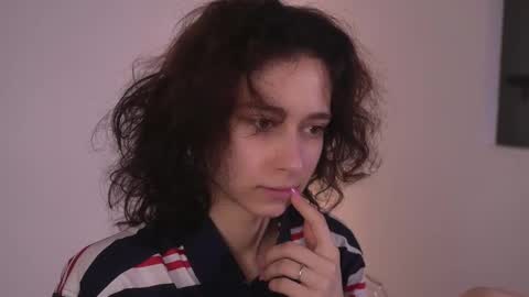  IRIS  online show from December 4, 8:58 am