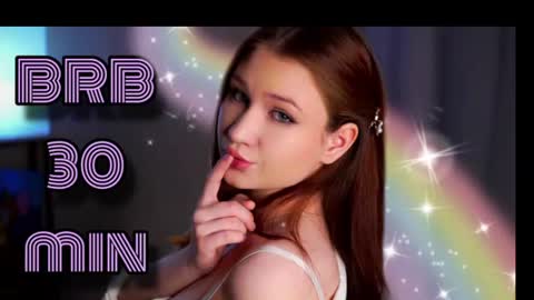 hi Im Mina  online show from July 8, 8:45 pm