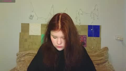 hi Im Mina  online show from May 24, 7:26 am