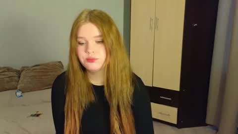 hi Im Mina  online show from February 5, 2:15 am