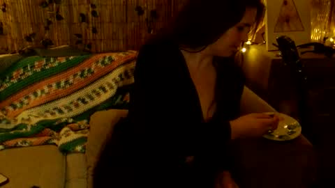 Mindy online show from December 22, 10:55 am