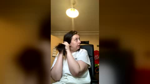 please subscribe to my fansly  please no video or photos must be recorded or re sold online show from April 1, 12:50 pm