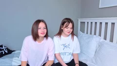KarinaLeila online show from September 24, 6:31 am