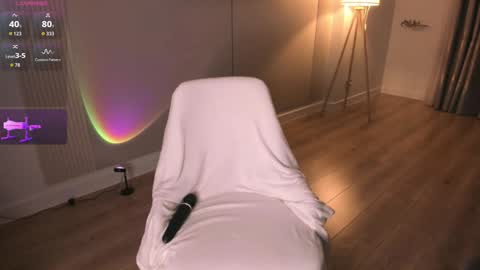 minnie_jin online show from March 20, 2:33 pm