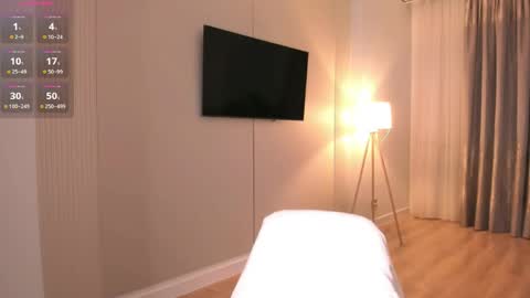 minnie_jin online show from April 3, 1:51 pm