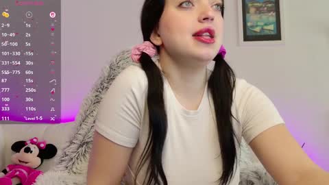 Emmy online show from April 4, 8:21 am