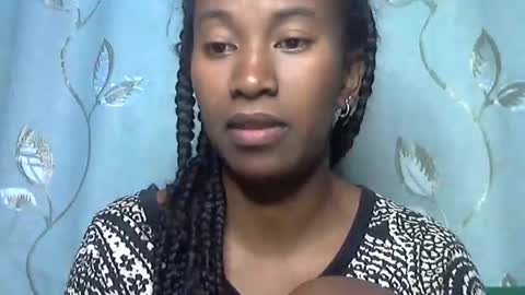 minouch211907 online show from April 23, 4:08 pm