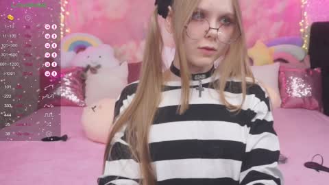 Vikki online show from January 17, 6:26 am