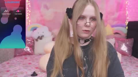 Vikki online show from January 17, 8:35 am