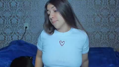 Mira online show from September 13, 7:49 pm