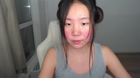 mira_g online show from February 21, 3:21 pm