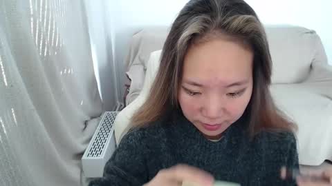 mira_g online show from September 26, 1:08 pm