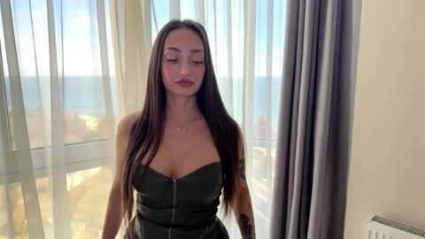 Amira online show from March 6, 10:03 am