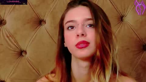 mira_lynxx online show from November 29, 6:21 am