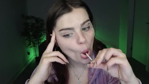 Milky online show from April 3, 10:00 am