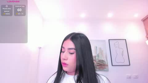 miranda_crawfor online show from March 19, 3:01 am