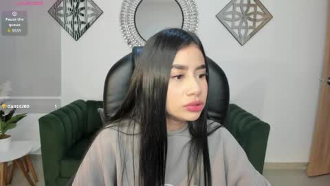 miranda_crawfor online show from June 5, 5:25 am