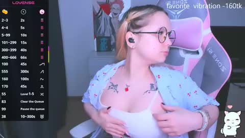 Kira online show from November 9, 6:43 pm