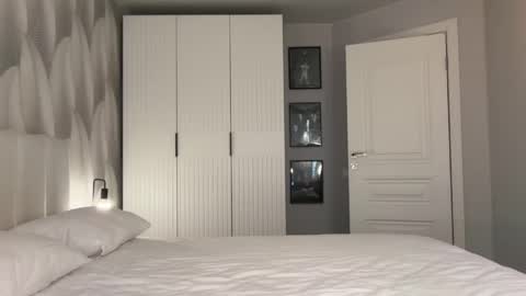 Miroslava online show from April 19, 5:52 am