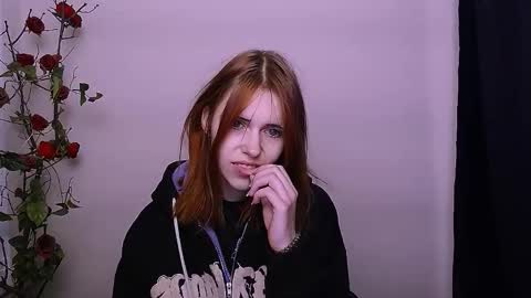 misaki_chan_ online show from November 13, 12:57 am