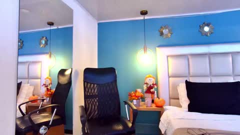 Snapshot of miss__ary_ chatting on October 22, 12:29 pm miss__ary_ online show from October 22, 12:29 pm