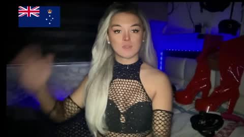 Call me  Miss Antonette  online show from July 11, 10:13 pm