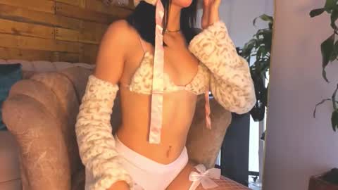 Camila online show from December 17, 3:35 am