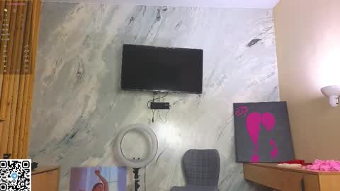 Sandy online show from November 22, 12:42 am