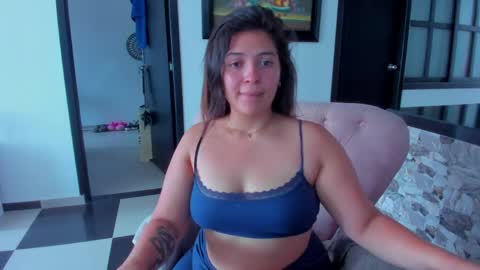 Miss bunny online show from April 2, 7:32 pm