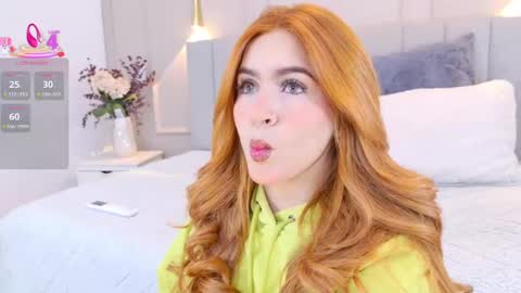 Snapshot of miss_carrot chatting on October 4, 12:47 pm julieta online show from October 4, 12:47 pm