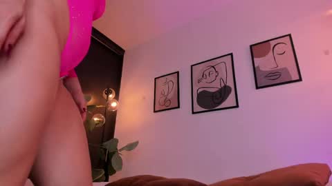 Charlize online show from April 23, 11:50 pm