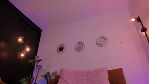 Charlize online show from July 27, 1:47 am