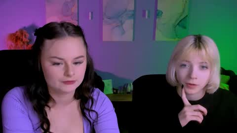 miss_courtney online show from April 6, 8:48 am