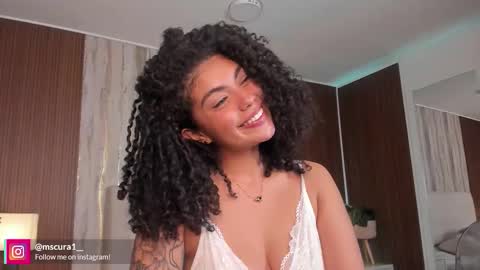 CANDELA CASTRO  online show from March 11, 12:52 pm