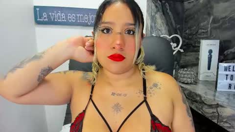 Danika online show from March 18, 11:05 am