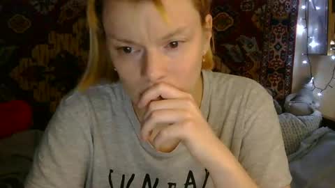 Elis online show from July 23, 11:08 am